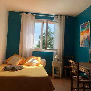  Habitación en casa particular Avec Piscine